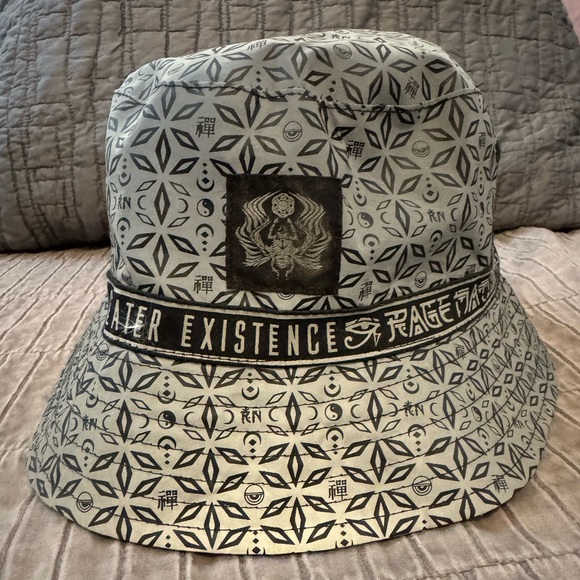 Reflective Reversible Bucket Hat - Rage Nation Geometric Rave - Picture 3 of 5